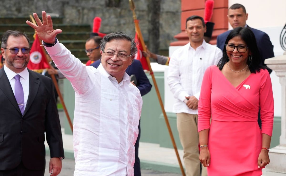 Gustavo-Petro-se-reune-con-Delcy-Rodriguez-en-Caracas-encuentro-con-foco-en-seguridad-e-inteligencia-fronteriza