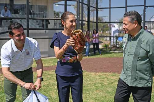 Sheinbaum-inaugura-Ciudad-Deportiva-en-Pachuca-y-convoca-a-la-Clase-Nacional-de-Beisbol-y-Softbol