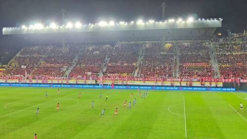Estadio-Yuexiushan-testigo-del-auge-y-caida-del-futbol-en-Guangzhou-1
