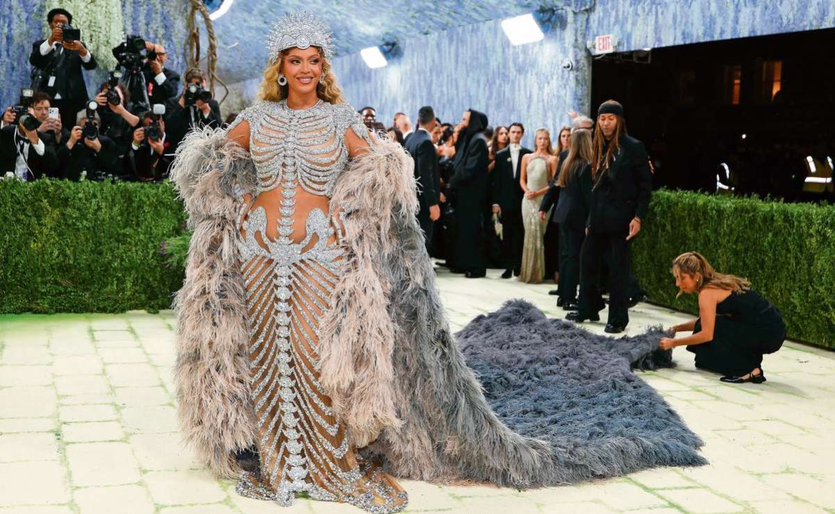 Protestas-y-llamados-a-boicot-rodean-la-Met-Gala-2026-tras-el-patrocinio-de-Jeff-Bezos