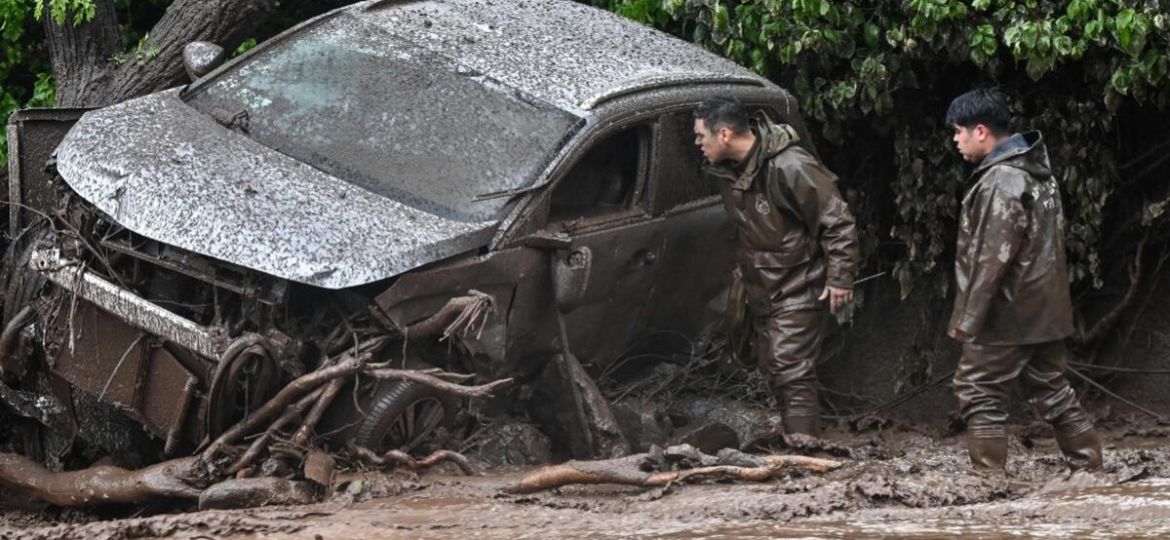 Lluvias-torrenciales-dejan-seis-heridos-e-inundaciones-en-Santiago-de-Chile