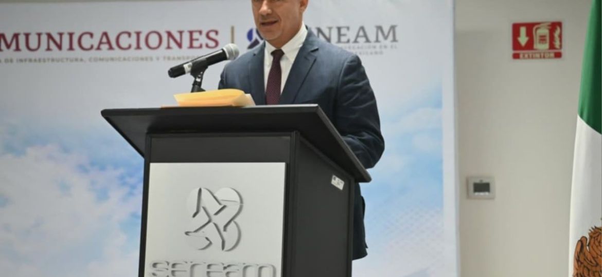 Seneam-anuncia-inversion-de-15-mil-millones-de-pesos-para-modernizar-el-espacio-aereo-mexicano